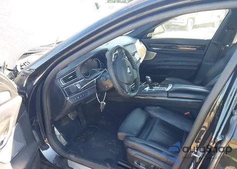 2014 BMW Alpina B7 xDrive z USA, uszkodzony, nr VIN WBAYF8C55ED142686